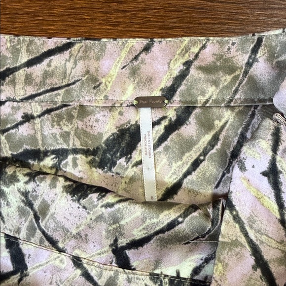 Free People Floral Pencil Skirt in Pink and Black - Picture 5 of 7